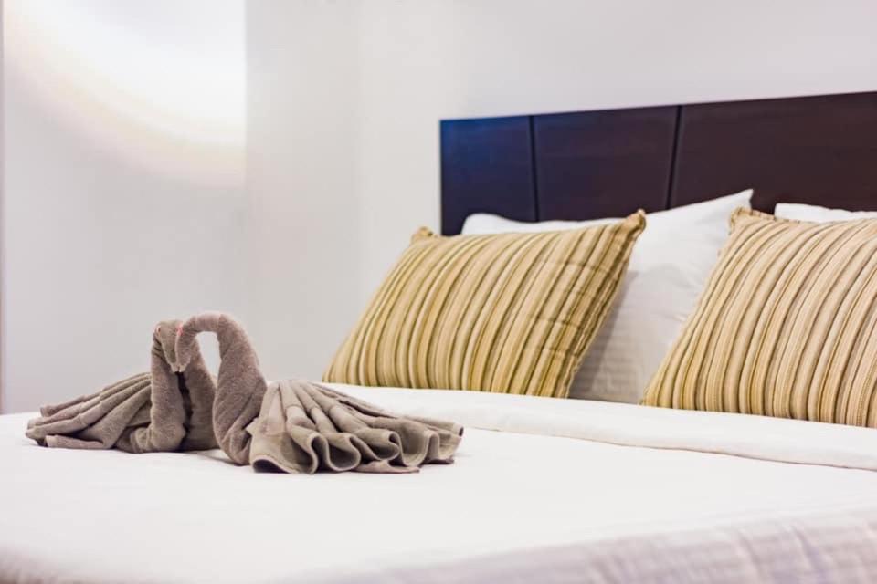 Bony'S Holiday Inn Негомбо Экстерьер фото