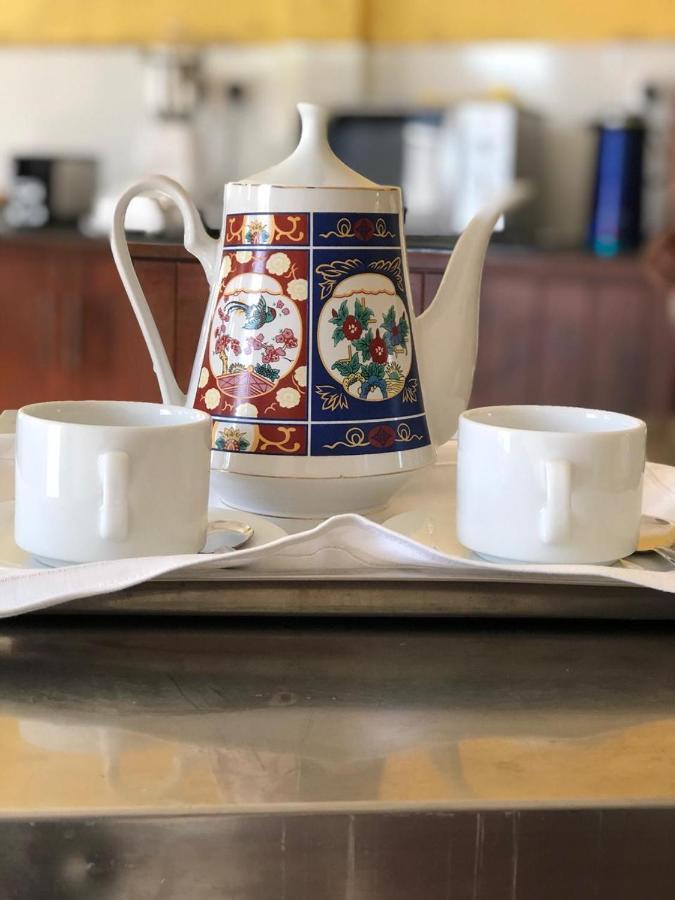 Bony'S Holiday Inn Негомбо Экстерьер фото
